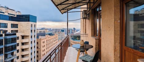 Family Apartment | Balcony