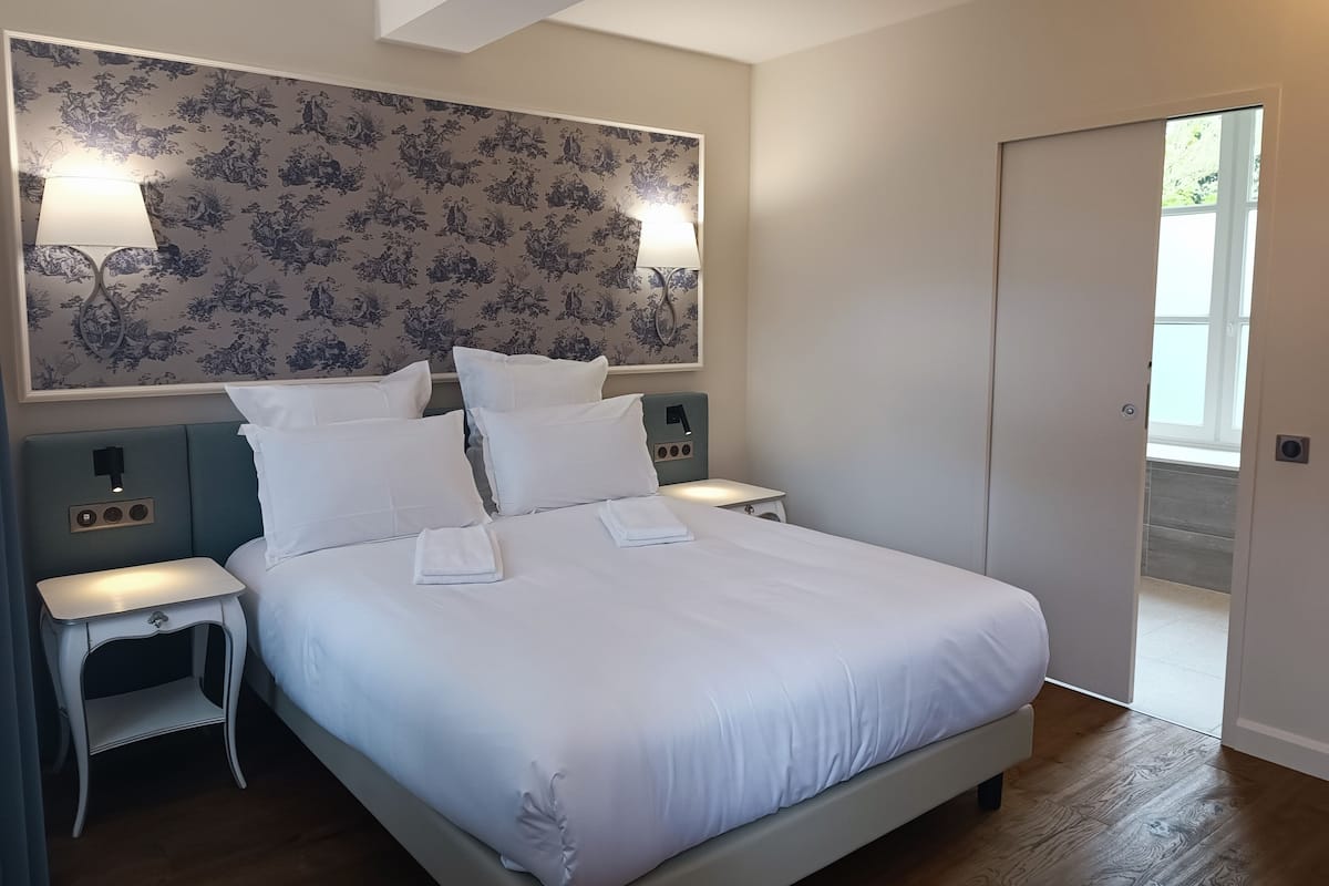 Superior suite | 1 slaapkamer, luxe beddengoed, pillowtop-bedden, een bureau