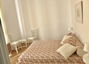 2 soverom, strykejern/-brett, wi-fi og sengetøy