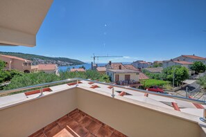 Appartement | Uitzicht vanaf balkon