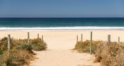 Shore Beats Work @ Boomerang Beach