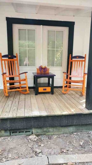 Terrace/patio - Lake Hartwell Frank Howard Home Clemson (Anderson)