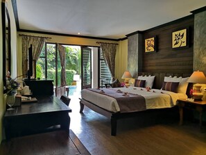 Deluxe Room with Pool View and Beachside | 免費 Wi-Fi、床單
