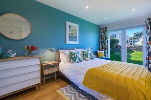 3 bedrooms, individually decorated, individually furnished, free WiFi