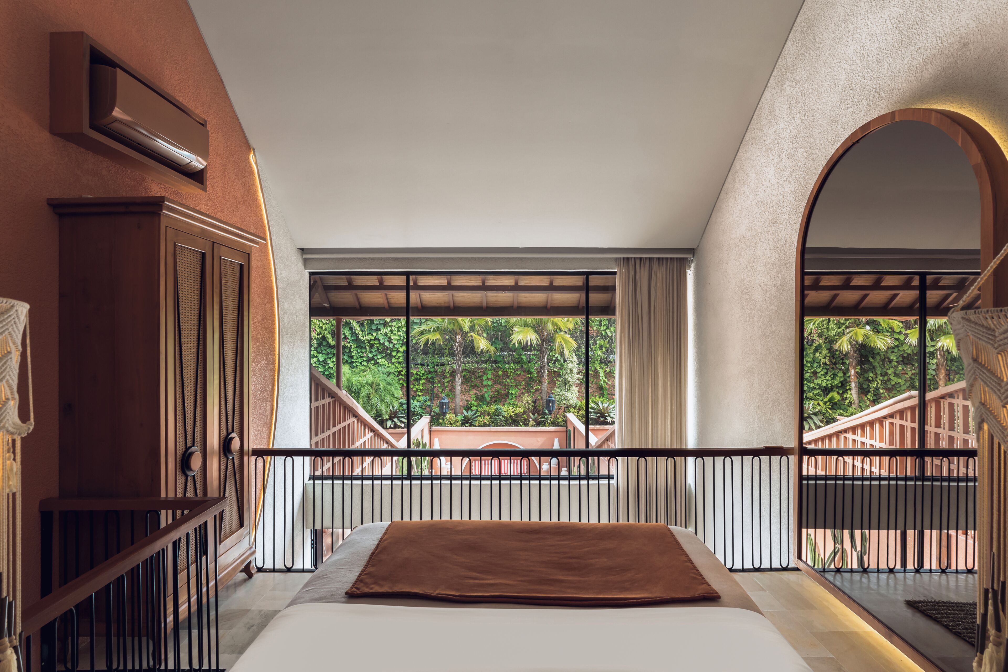 Grand 1 Bedroom Villa with Private Pool & Bathtub | 1 bedroom, premium bedding, minibar, in-room safe