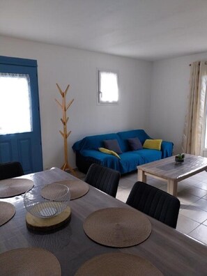 Dining - Sea cottage (Ciré-d'Aunis)