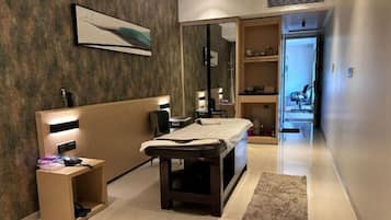 Deep-tissue massages, massages