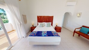 4 soverom, safe på rommet, skrivebord og strykejern/-brett