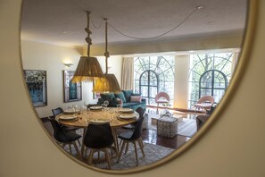 TV - Riverside Park by YourHost (Nairobi)