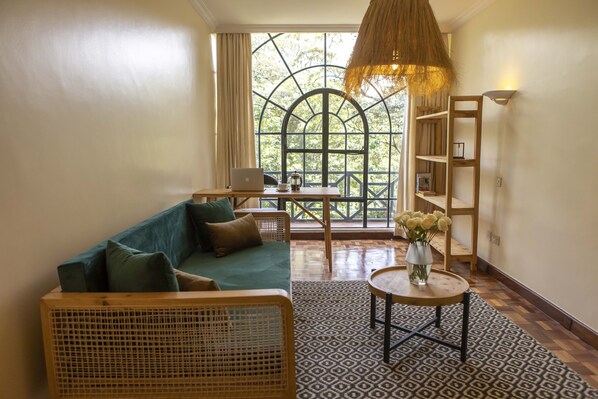 TV - Riverside Park by YourHost (Nairobi)