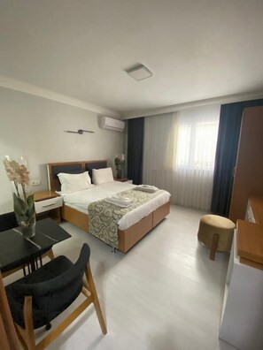 Appartement Duplex Deluxe | Coin séjour | Télévision à écran plat