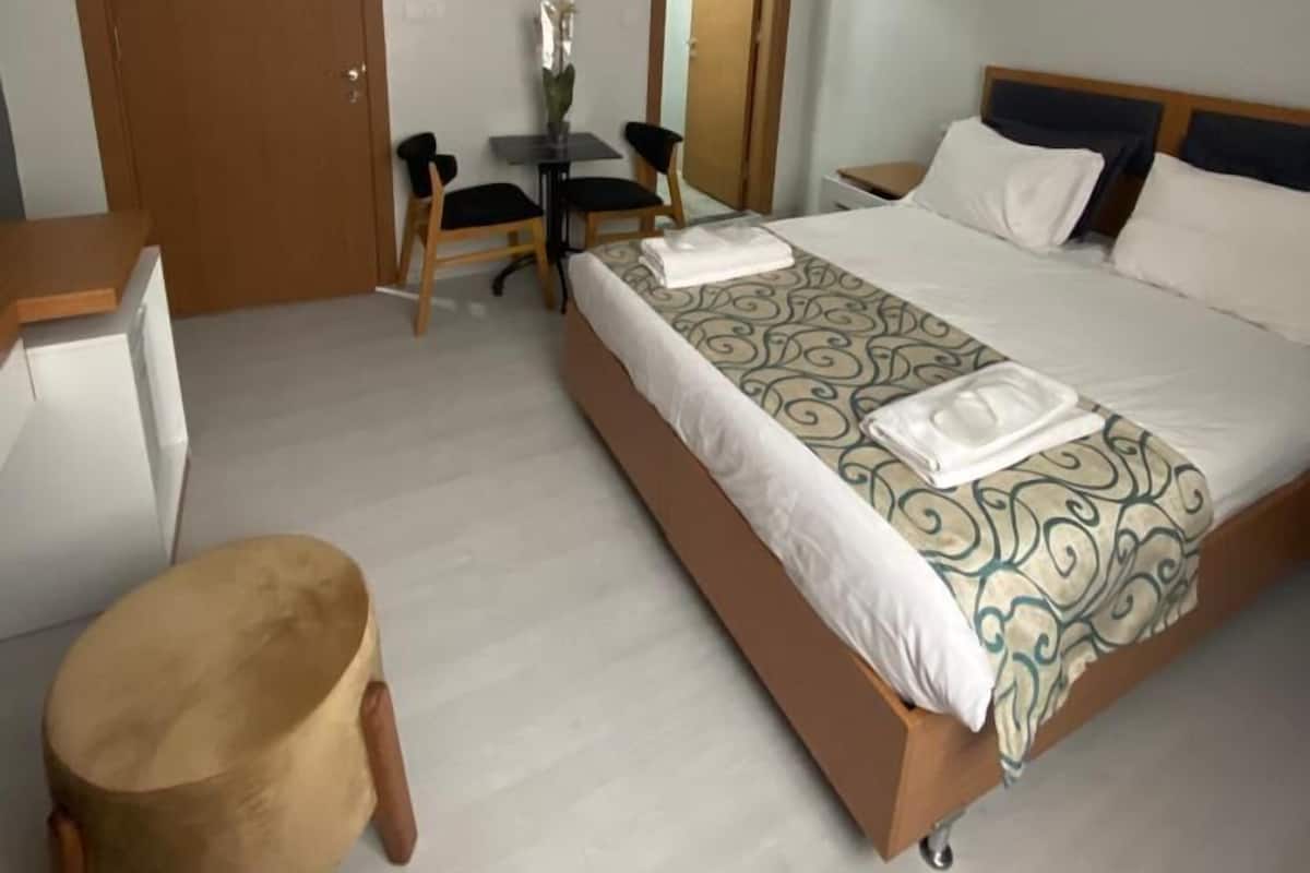 Dúplex Deluxe | 1 habitación, insonorización y tabla de planchar con plancha
