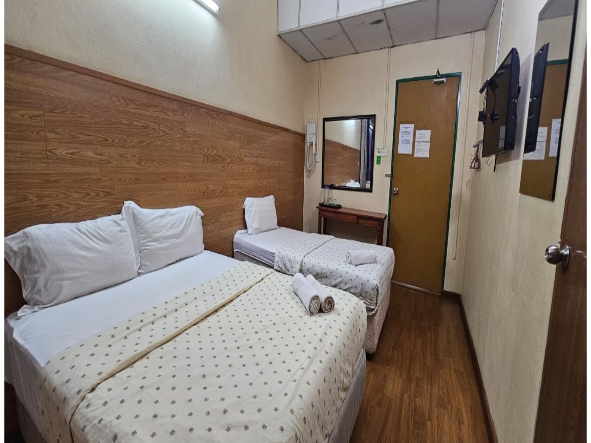 Deluxe Triple Room