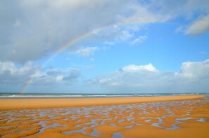 Nær stranden