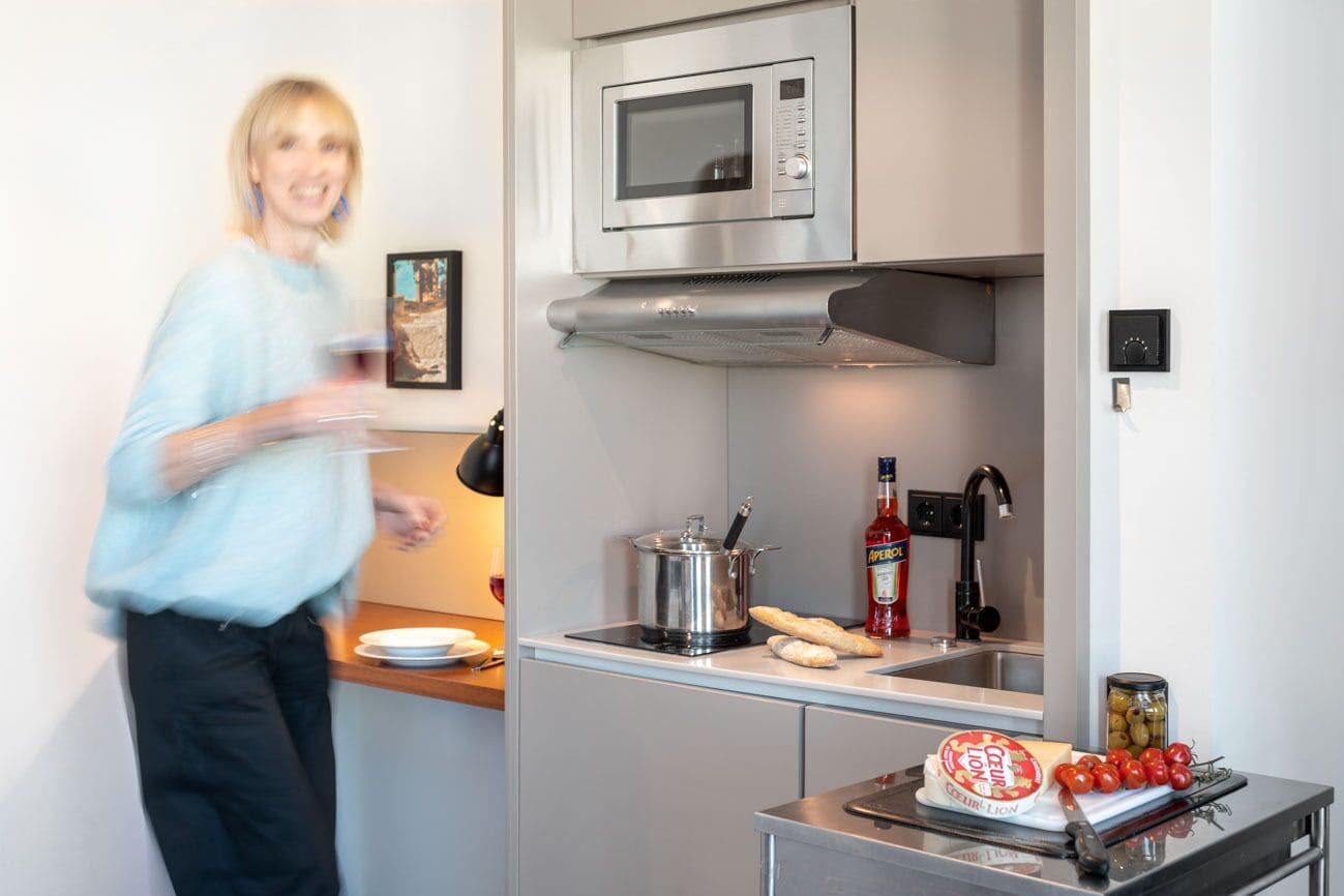 Mini-fridge, microwave, stovetop, dishwasher