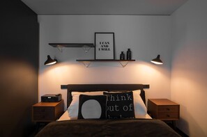 Fantastic Apartment with balcony | Hypo-allergenic bedding, desk, laptop workspace, soundproofing - Brera Serviced Apartments Schwabing (Munich)