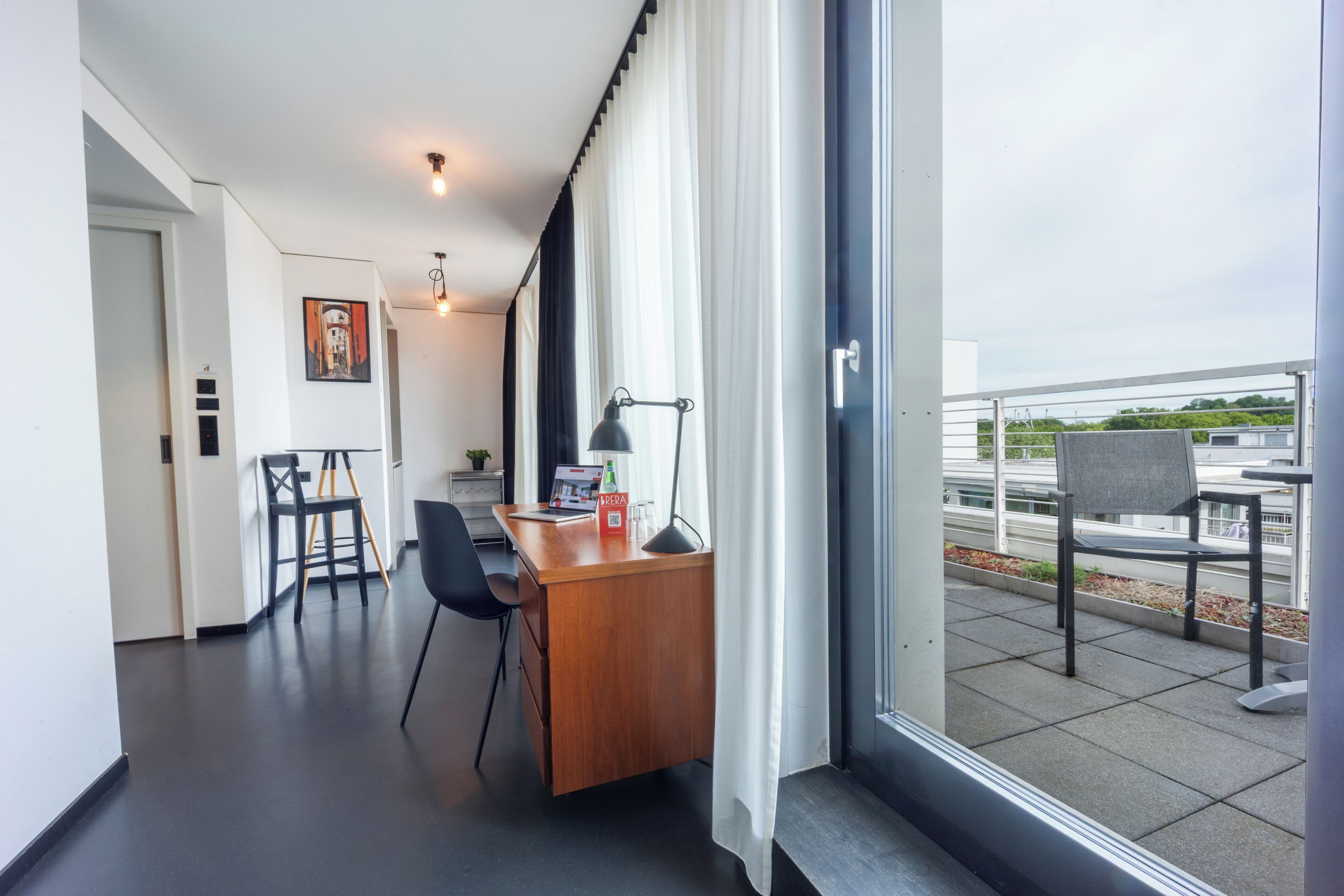 Apartment L - King bed and terrace | Terrace/patio