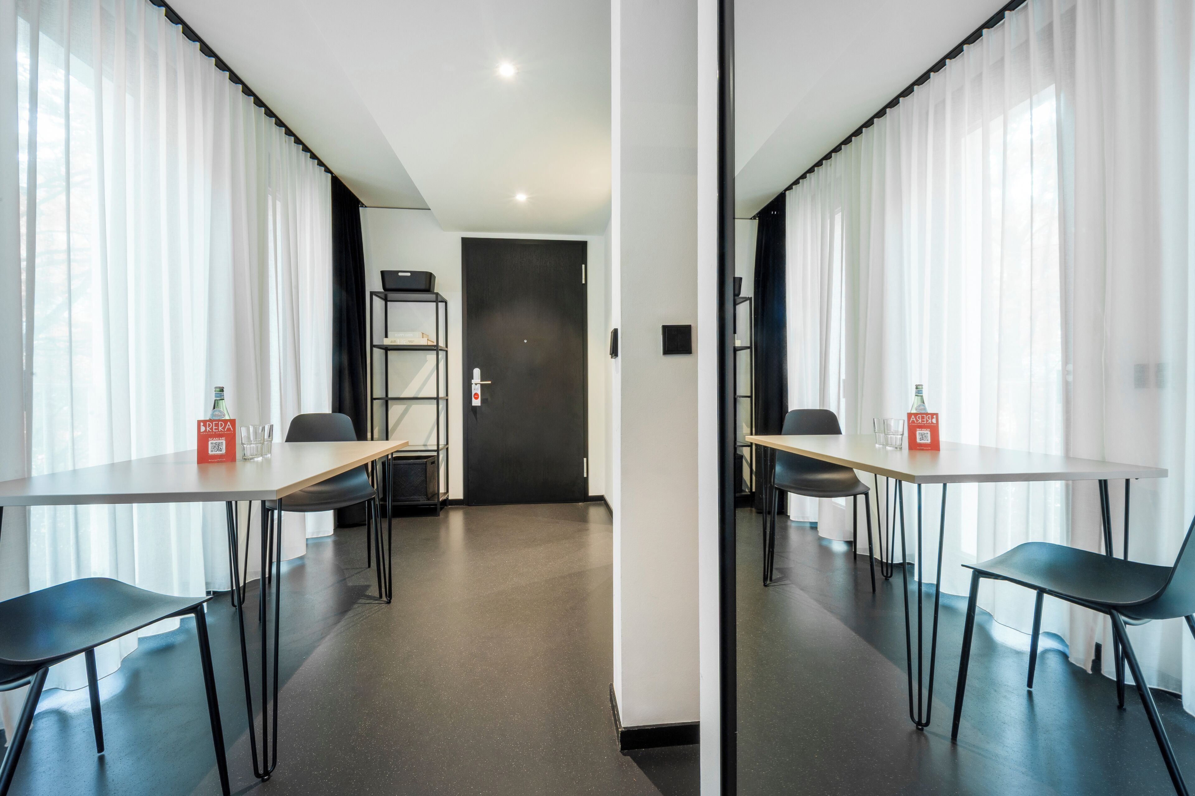 Apartment L - King bed | Allergikerbettwaren, Schreibtisch, laptopgeeigneter Arbeitsplatz