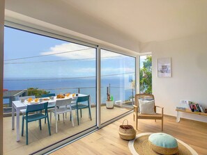 Dining - Villa Omar by LovelyStay (São Tiago)