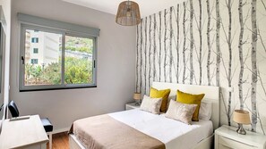 2 bedrooms, iron/ironing board, travel crib, free WiFi