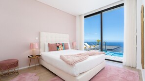 3 bedrooms, iron/ironing board, travel crib, free WiFi