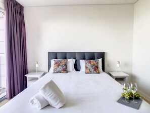 2 bedrooms, iron/ironing board, travel cot, free WiFi