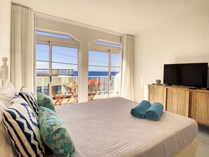 3 bedrooms, iron/ironing board, travel crib, free WiFi