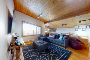 Fernseher, Kamin, Videospiele