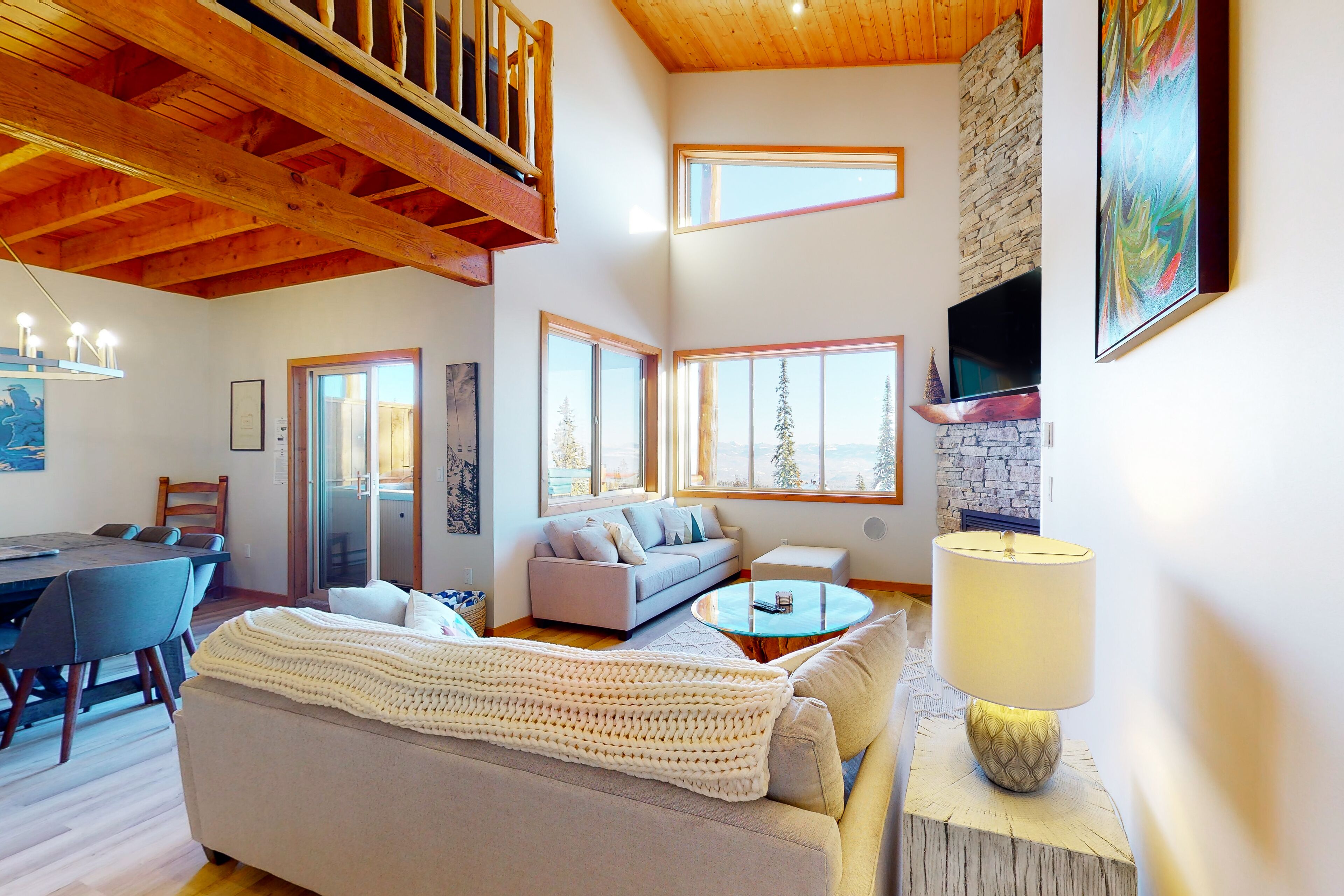 Fernseher, Kamin, Videospiele