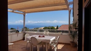 Outdoor dining - Panoramic Santa Domenica (Santa Domenica)