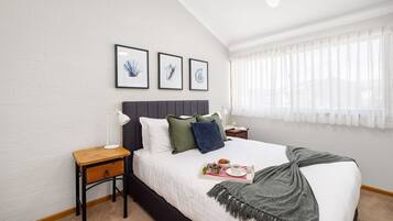 4 多间卧室、熨斗/熨衣板、旅行婴儿床、WiFi