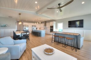 Interior - 6BR/5BA Home - 2nd Row,Ocean Views,Events,Pool,Elevator, Sleeps 18 (Oak Island)