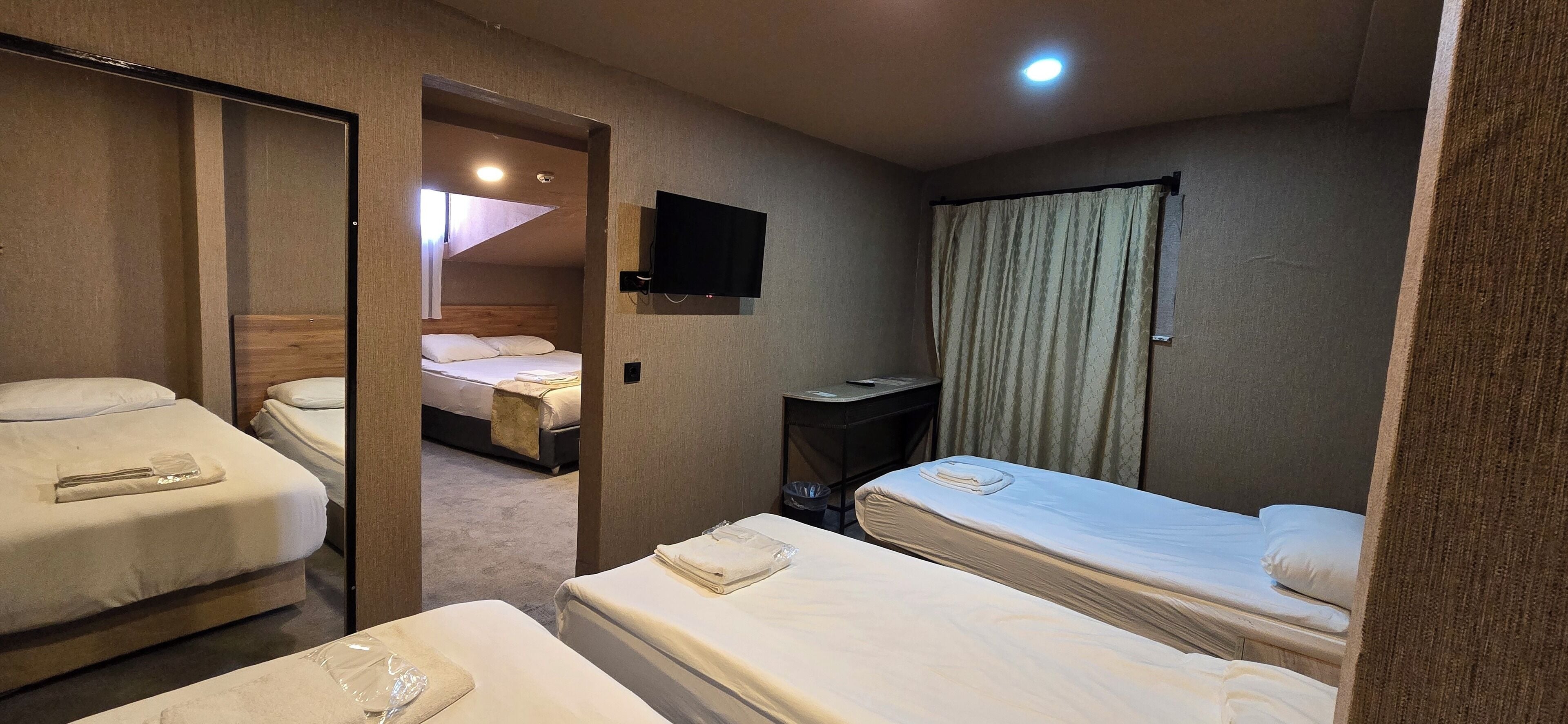 Habitación clásica | Minibar, wifi gratis y ropa de cama 