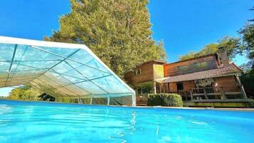 Utomhuspool