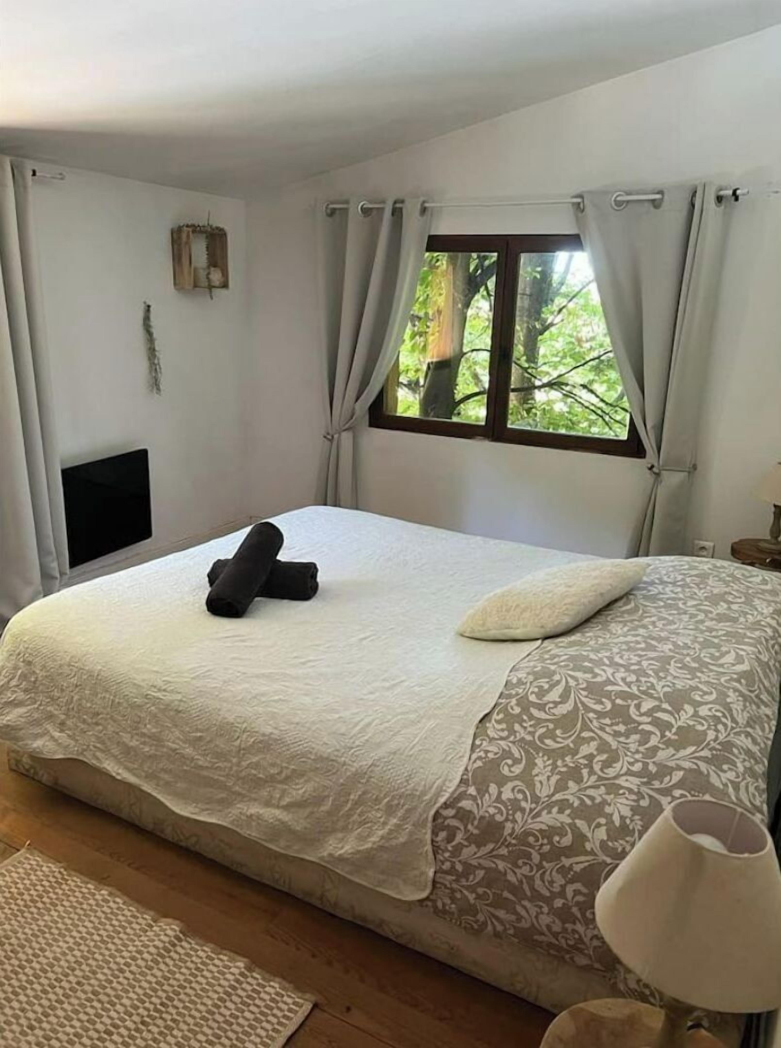 5 camere, culla da viaggio, Wi-Fi gratuito, lenzuola