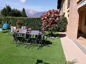 Outdoor dining - Two Steps from the Lake (Colico)