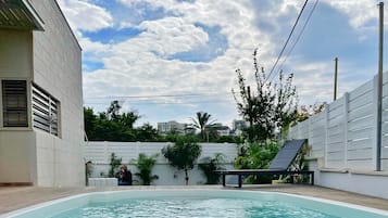 Piscina externa, piscina aquecida