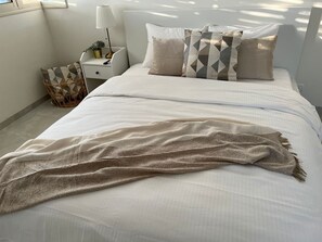 4 chambres, literie de qualité supérieure, fer et planche à repasser
