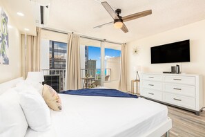 アイロン / アイロン台、WiFi (無料)、ベッドシーツ