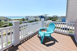 Property grounds - 2nd Row 7 BR Beach House with Heated Private Pool! Palmetto Beach House (Surfside Beach)