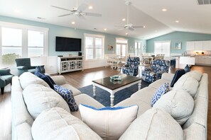TV - Ocean View 7 BR Beach House with a Private Pool! Seaside Retreat  (Surfside Beach)