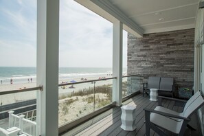 Property grounds - Oceanfront 6 BR Beach House in Garden City! Susan's Oasis  (Garden City)