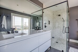 Shower, towels