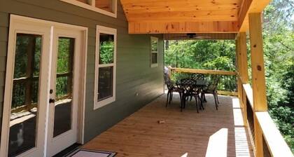 A secluded haven near the beautiful Toccoa