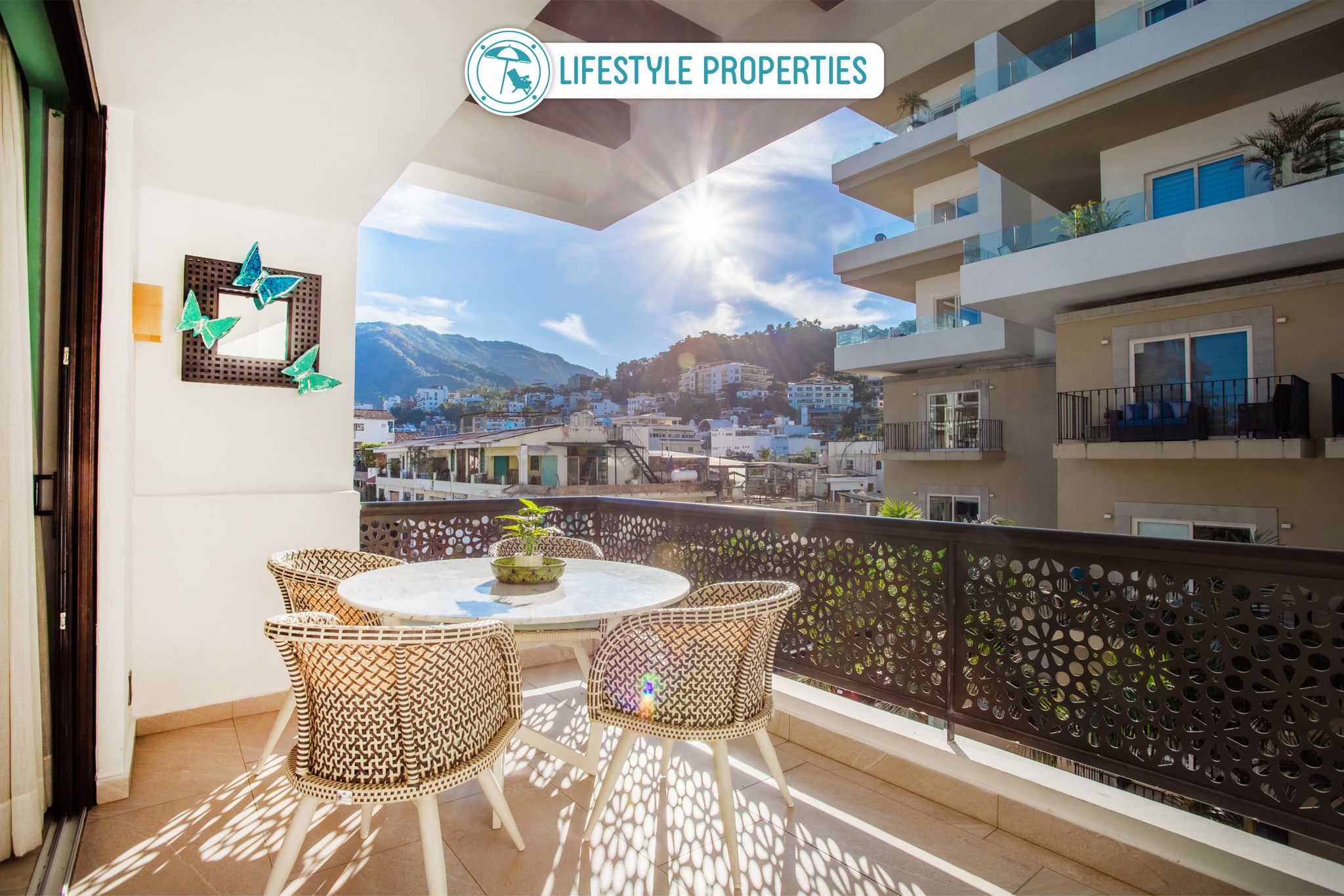 Amazing 2 bedroom condo with mountain views in Old Town