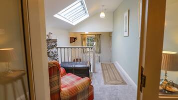 2 bedrooms, individually decorated, individually furnished, free WiFi