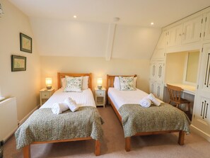 2 bedrooms, individually decorated, individually furnished, free WiFi - The Lookout (Ambleside)