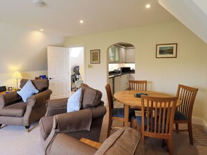 Interior - The Lookout (Ambleside)