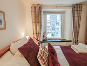 Cottage | 2 bedrooms, individually decorated, individually furnished, free WiFi