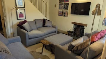 Cottage | Living area